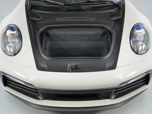 Used 2024 Porsche 911 Carrera T image 8