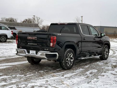 Used 2022 GMC Sierra 1500 SLE image 5