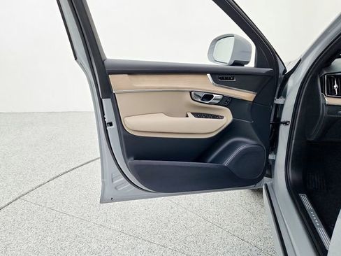 Certified 2026 Volvo XC90 B5 Plus w/ Protection Package image 29