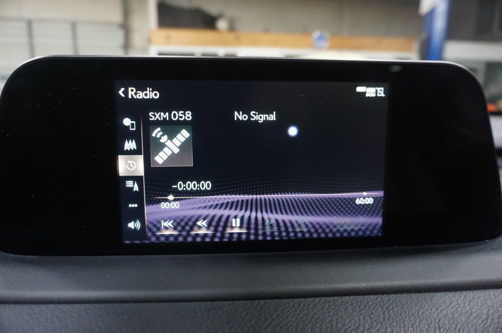 Used 2021 Lexus RX 350L FWD w/ Premium Package image 11