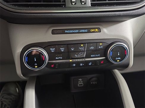 Used 2025 Ford Escape Active w/ Cold Weather Package image 15
