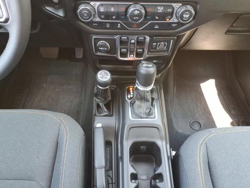 New 2026 Jeep Wrangler Unlimited Sport AWD/4WD image 19