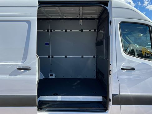 New 2026 Mercedes-Benz Sprinter 2500 image 14