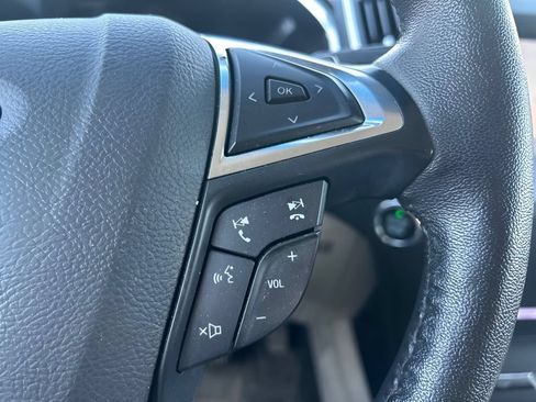 Used 2020 Ford Edge Titanium AWD/4WD image 25
