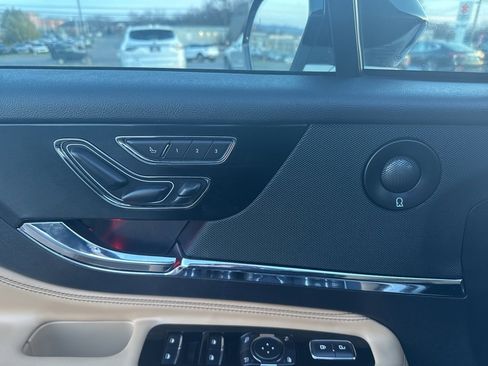 Certified 2023 Lincoln Corsair Reserve w/ Equipment Group 202A image 25