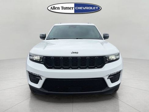 Used 2023 Jeep Grand Cherokee Limited w/ Black Appearance Package AWD/4WD image 2