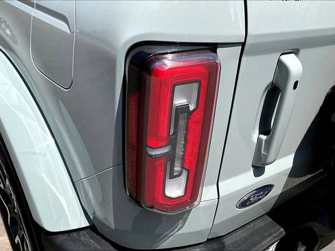 Certified 2024 Ford Bronco Outer Banks AWD/4WD image 25