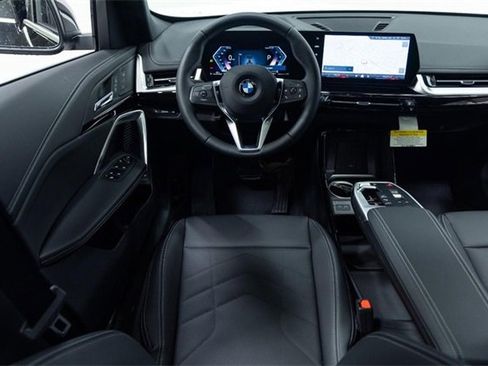 New 2026 BMW X1 xDrive28i w/ Technology Package image 4