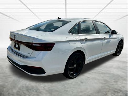 New 2026 Volkswagen Jetta SE FWD image 5