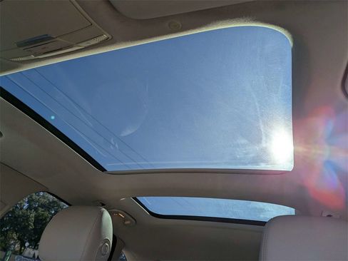 Used 2020 Mercedes-Benz GLC 300 image 21