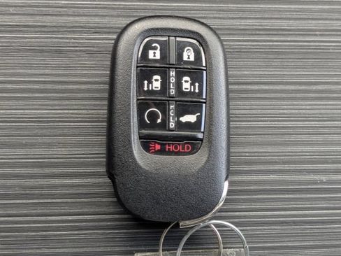 Used 2025 Honda Odyssey Touring image 46