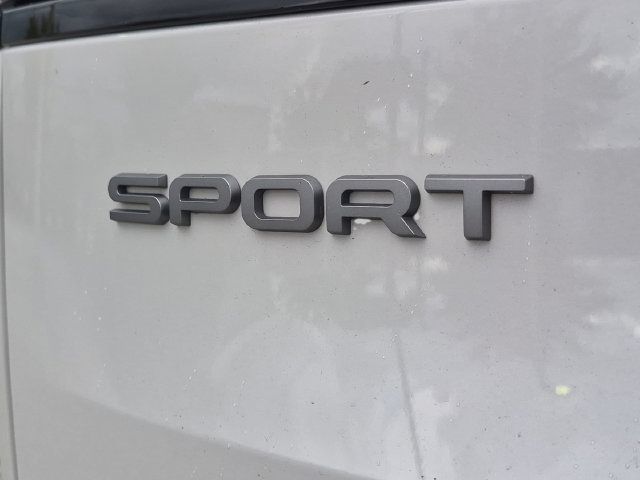 Used 2025 Land Rover Range Rover Sport SE AWD/4WD image 32