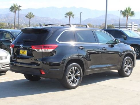 Used 2019 Toyota Highlander Plus FWD image 20