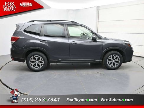 Used 2021 Subaru Forester Premium w/ Popular Package #1 AWD/4WD image 14