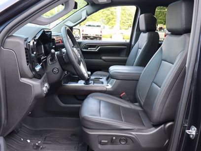 Used 2023 GMC Sierra 1500 SLT w/ SLT Premium Package