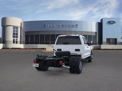 New 2026 Ford F350 XLT w/ XLT Value Package AWD/4WD image 8