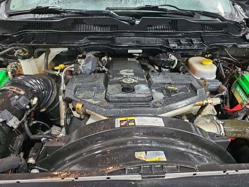 Used 2013 RAM 2500 Laramie w/ Cold Weather Group image 35