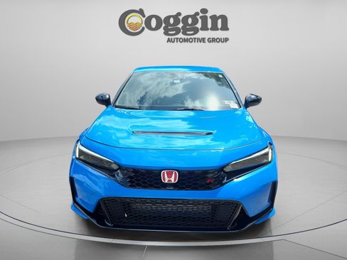 Used 2025 Honda Civic Type R image 9