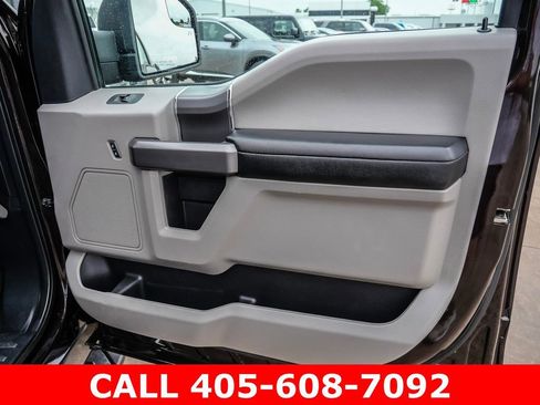 Used 2020 Ford F150 XLT w/ Equipment Group 302A Luxury AWD/4WD image 18