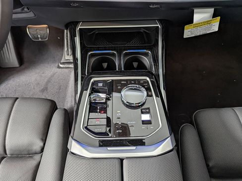 New 2026 BMW 740i xDrive image 29