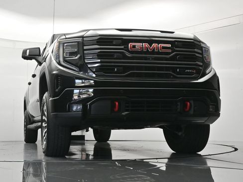 Used 2023 GMC Sierra 1500 AT4 AWD/4WD image 39