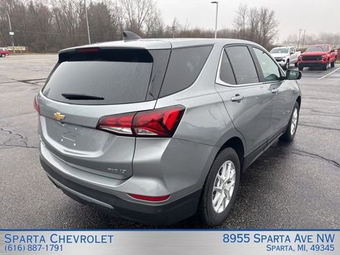 Used 2024 Chevrolet Equinox LT AWD/4WD image 3