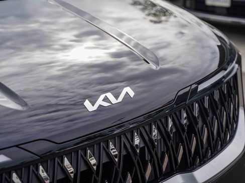 New 2026 Kia Carnival LXS image 12