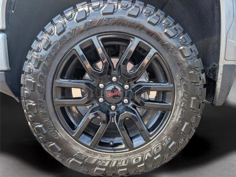 Used 2024 GMC Sierra 1500 Elevation w/ X31 Off-Road Package AWD/4WD image 39