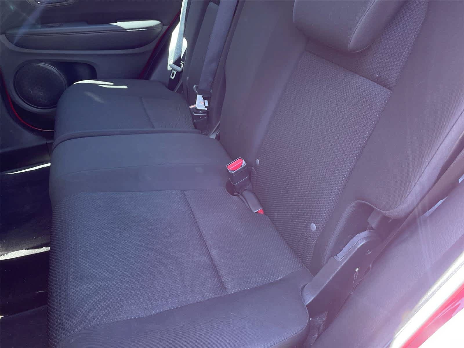Used 2016 Honda HR-V LX image 11
