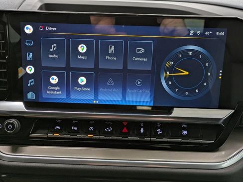 Used 2022 Chevrolet Silverado 1500 High Country w/ Technology Package image 26