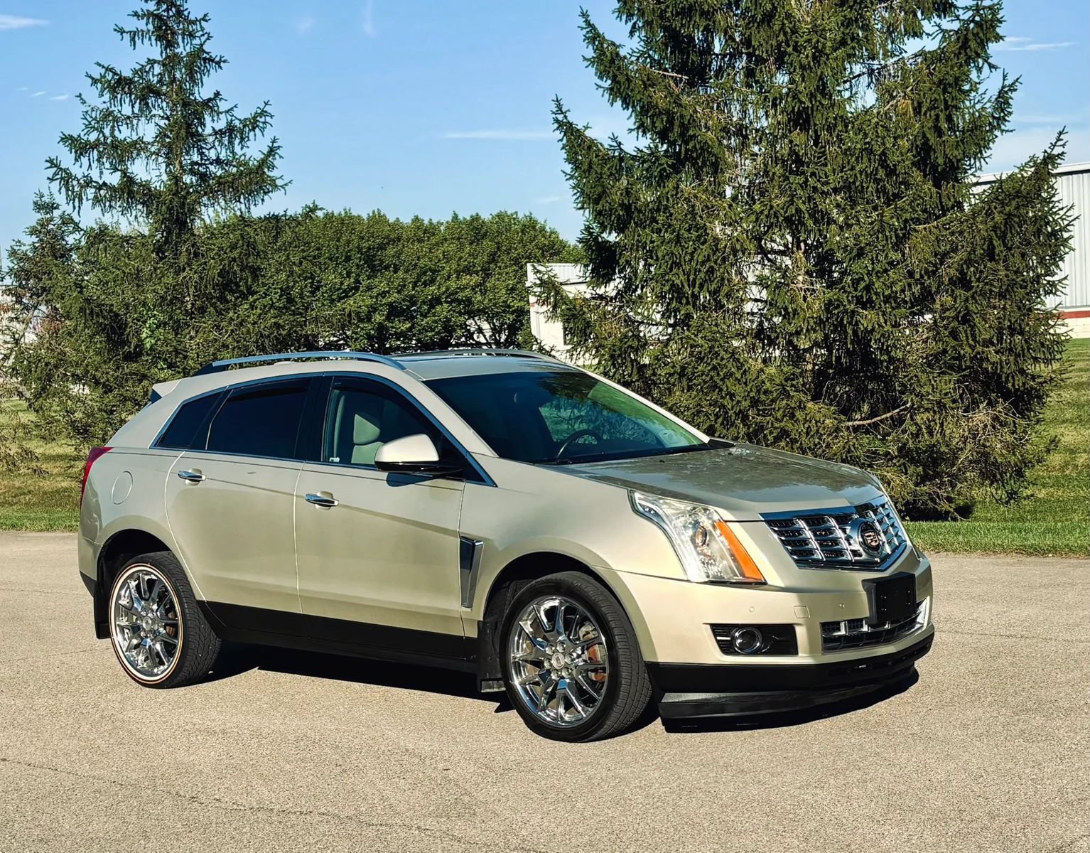 Used 2015 Cadillac SRX Performance AWD/4WD image 12