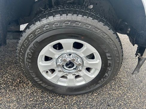 Used 2024 Ford F250 XLT w/ FX4 Off-Road Package AWD/4WD image 6
