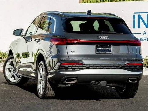 Used 2025 Audi Q5 Premium w/ Premium Plus AWD/4WD image 9