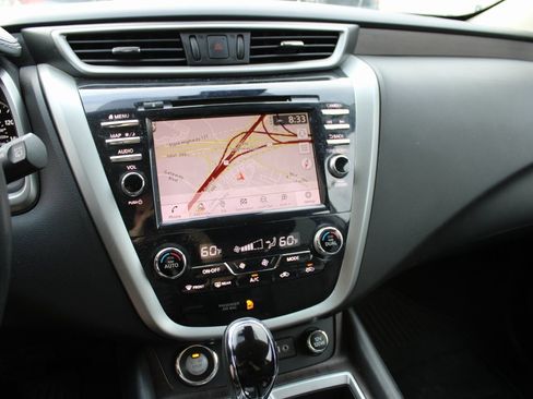 Used 2019 Nissan Murano Platinum image 7