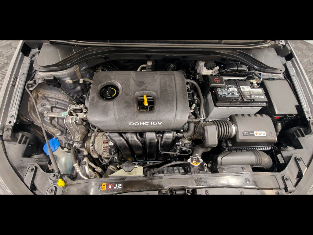 Used 2018 Hyundai Elantra SEL FWD image 39