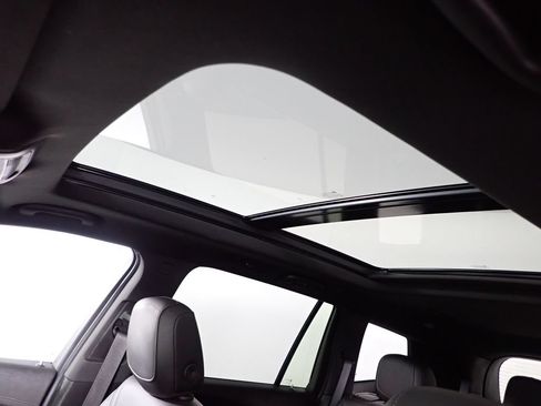 Used 2020 Cadillac XT6 Premium Luxury FWD image 7