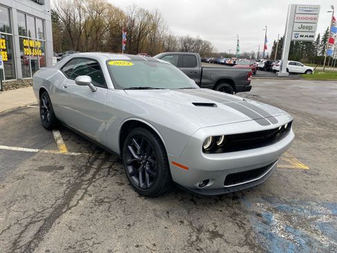 Used 2023 Dodge Challenger SXT w/ Plus Package RWD image 71