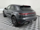 Used 2025 Porsche Macan image 3