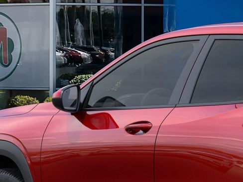 New 2026 Chevrolet Trax LS image 12