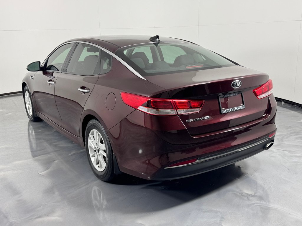 Used 2017 Kia Optima LX FWD image 7