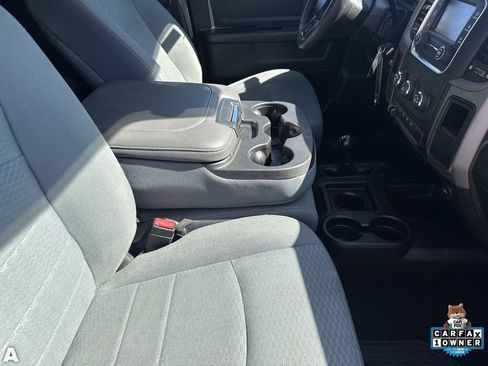 Used 2018 RAM 2500 Tradesman w/ Chrome Appearance Group AWD/4WD image 17