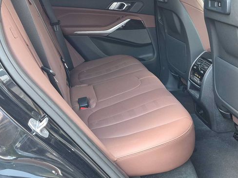 Used 2021 BMW X5 xDrive40i w/ Premium Package AWD/4WD image 22