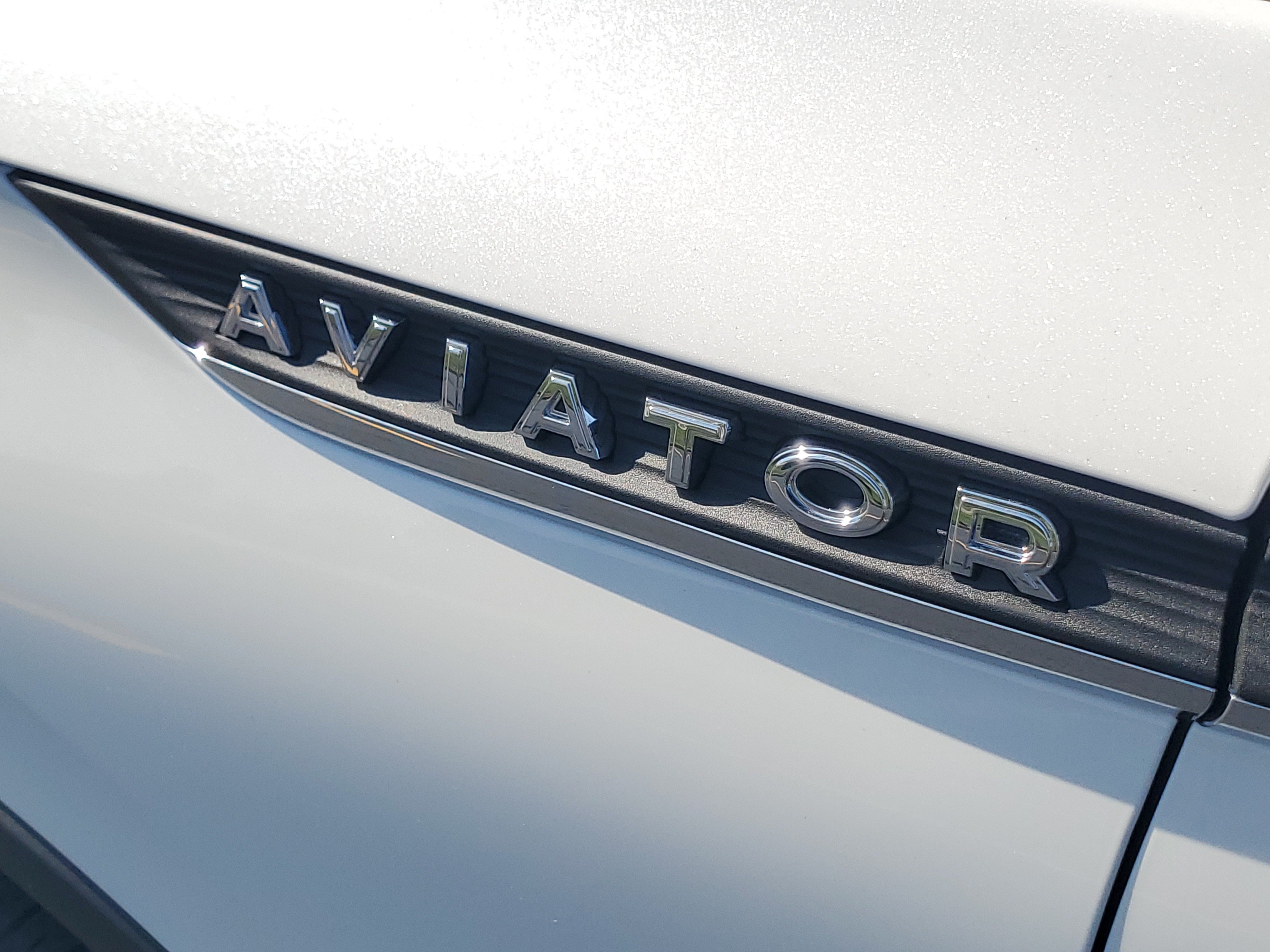New 2027 Lincoln Aviator Reserve AWD/4WD image 7