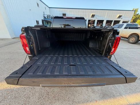 Used 2020 GMC Sierra 1500 SLT AWD/4WD image 39