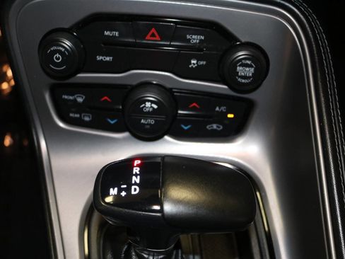 Used 2023 Dodge Challenger SXT RWD image 44