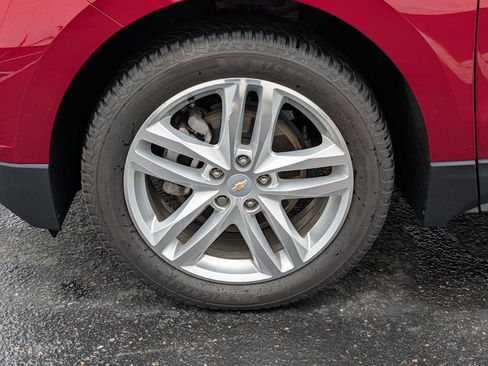 Used 2018 Chevrolet Equinox Premier FWD image 14