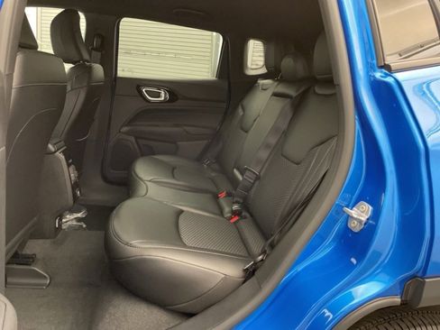 New 2025 Jeep Compass Latitude w/ Altitude Special Edition image 15