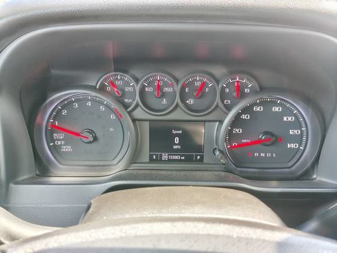 Used 2021 Chevrolet Silverado 1500 Custom AWD/4WD image 26