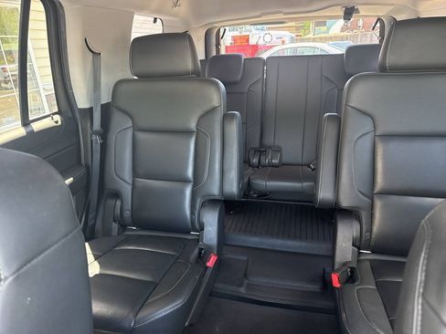 Used 2019 Chevrolet Tahoe LT AWD/4WD image 23