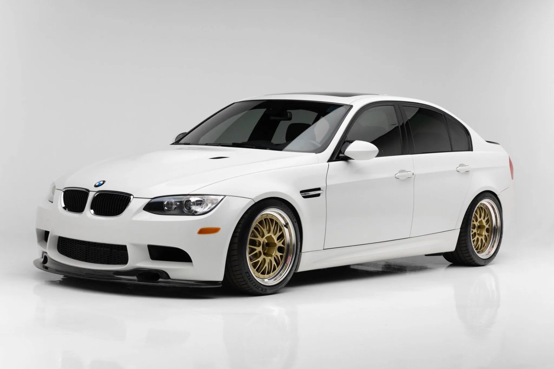 Used 2011 BMW M3 Sedan RWD image 2